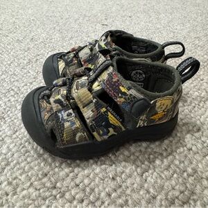 Keen Infant Newport H2 Sandals in Neighbors Print - Size 5